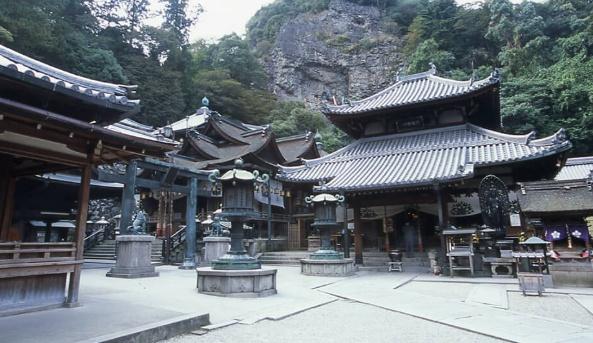 生駒市門前町の中古一戸建て(寳山寺)