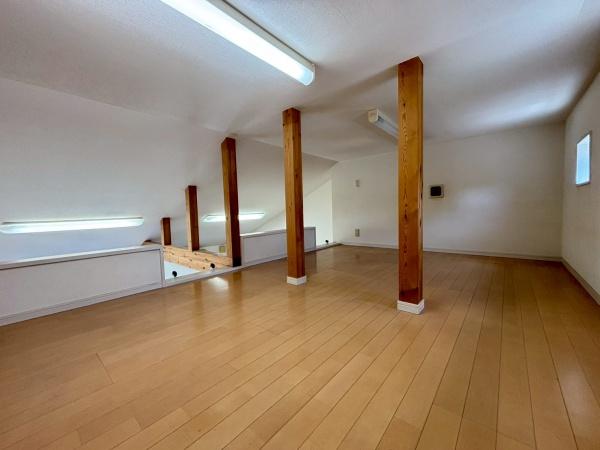 生駒市東菜畑２丁目の中古一戸建て