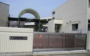 生駒市小明町の中古一戸建て(ひがし保育園)
