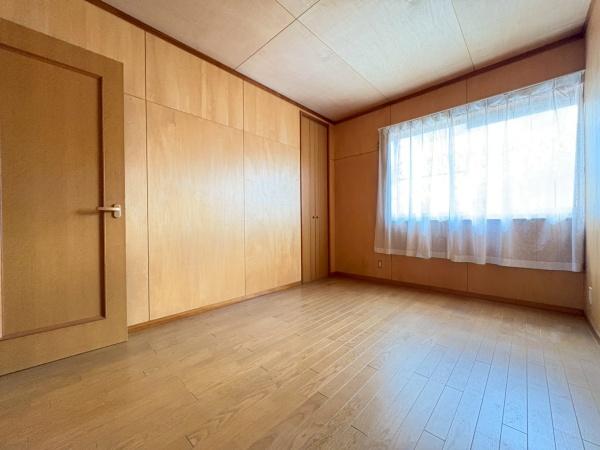 奈良市学園朝日元町１丁目の中古一戸建て