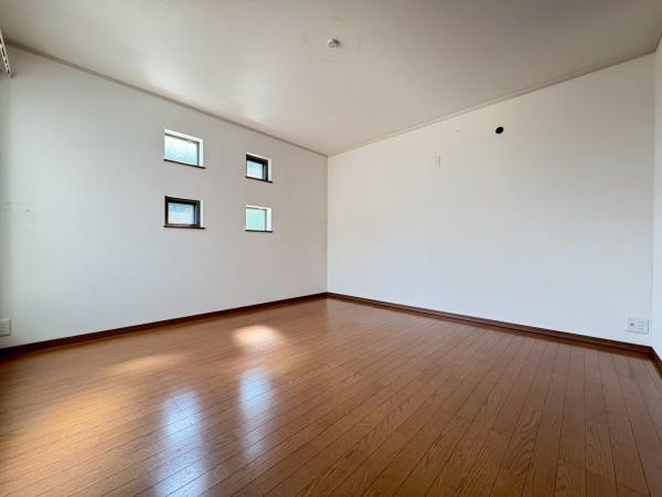 奈良市二名平野２丁目の中古一戸建て
