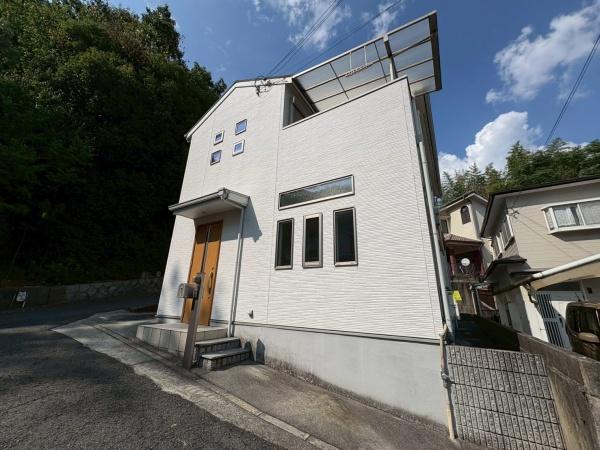 奈良市二名平野二丁目　中古一戸建