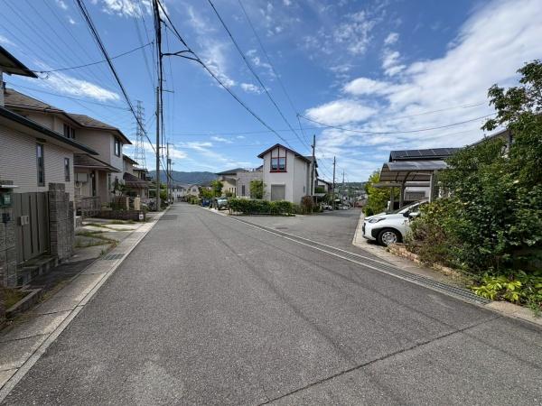 生駒市西白庭台１丁目の中古一戸建て