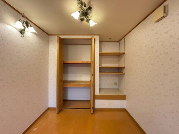 生駒市あすか野南１丁目の中古一戸建て