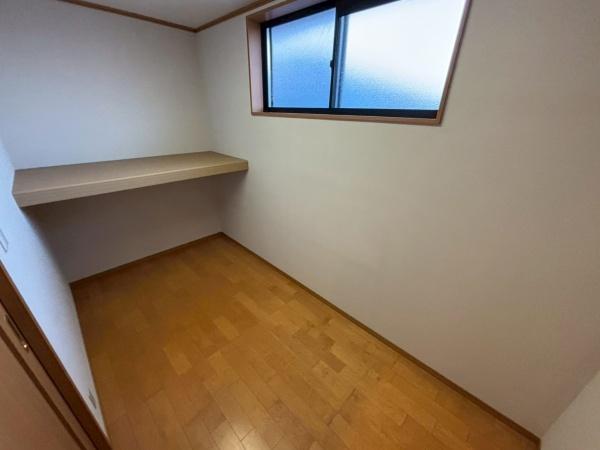 生駒市あすか野南１丁目の中古一戸建て