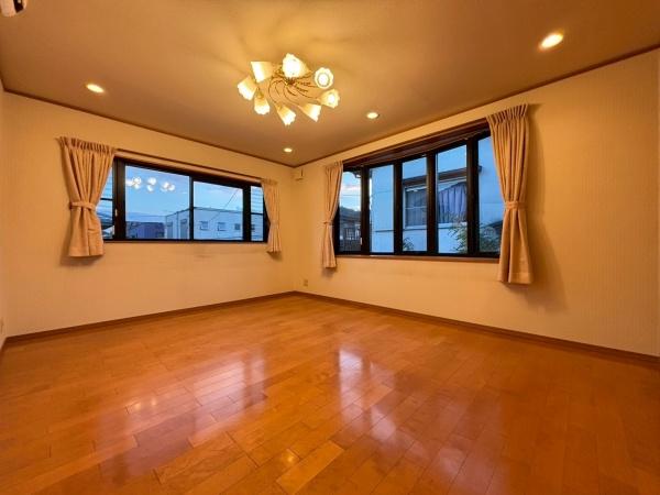 生駒市あすか野南１丁目の中古一戸建て