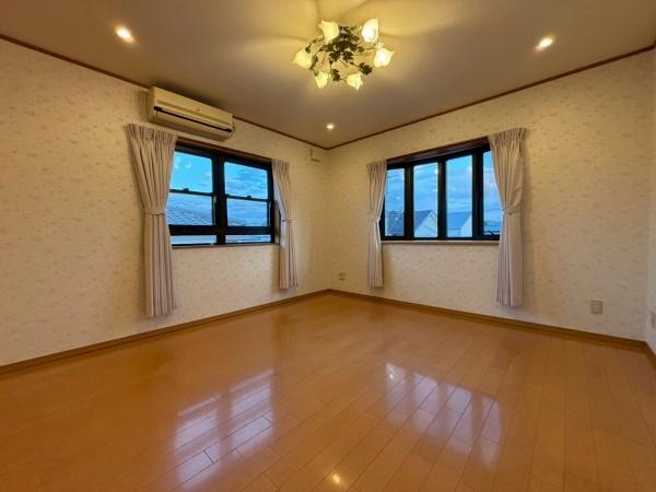 生駒市あすか野南１丁目の中古一戸建て