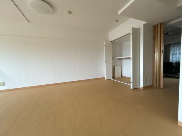 朝日プラザシティ南大和イーストウイングA棟