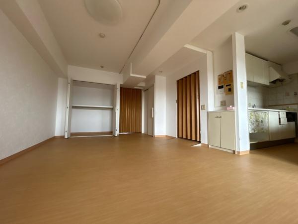 朝日プラザシティ南大和イーストウイングA棟