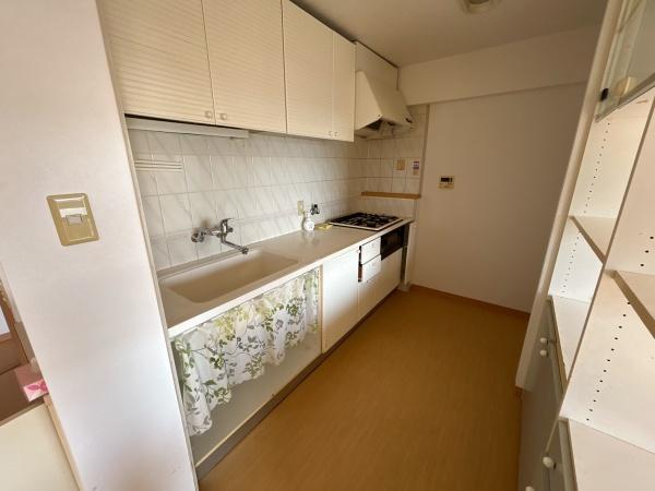 朝日プラザシティ南大和イーストウイングA棟