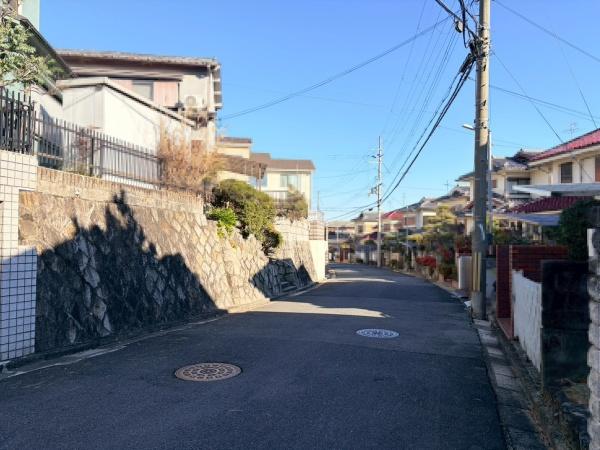 奈良市富雄川西一丁目　中古一戸建