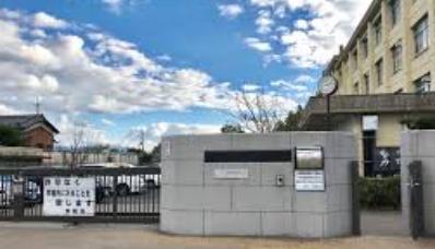 奈良市南永井町の土地(奈良市立都南中学校)