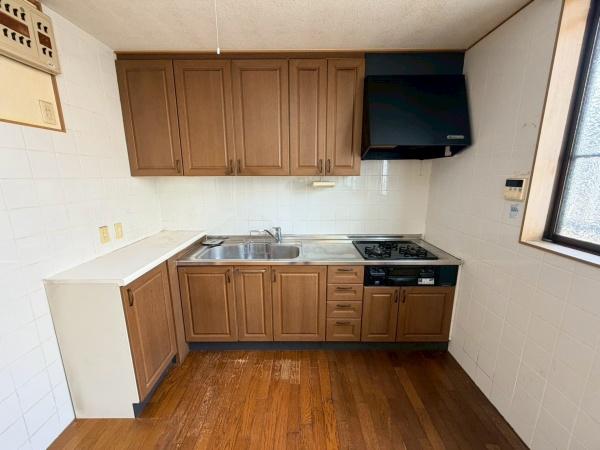 奈良市西登美ヶ丘４丁目の中古一戸建て