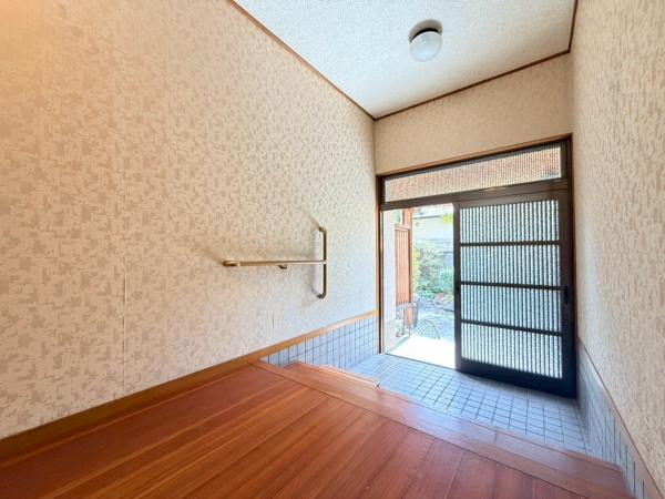 奈良市西登美ヶ丘４丁目の中古一戸建て
