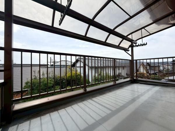 奈良市西登美ヶ丘４丁目の中古一戸建て