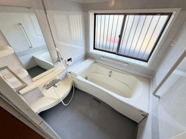 奈良市西登美ヶ丘４丁目の中古一戸建て