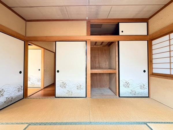 奈良市西登美ヶ丘４丁目の中古一戸建て