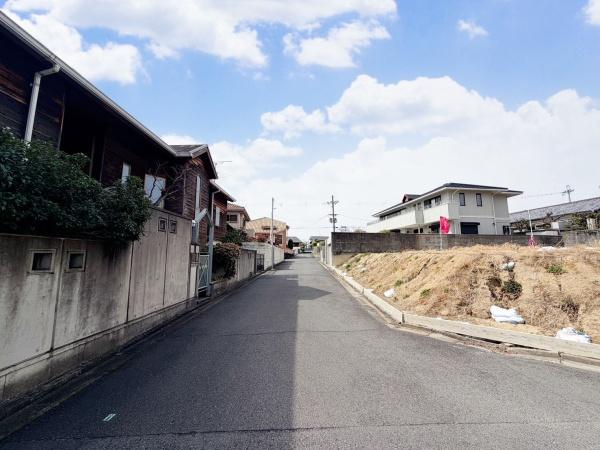 奈良市西登美ヶ丘２丁目の土地