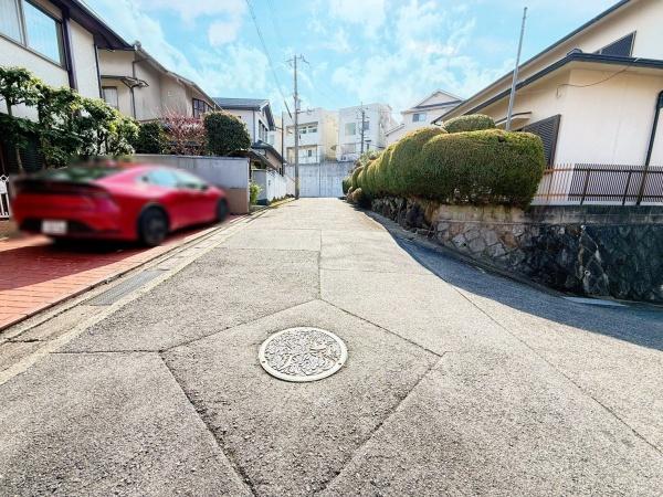 奈良市鳥見町３丁目の中古一戸建て