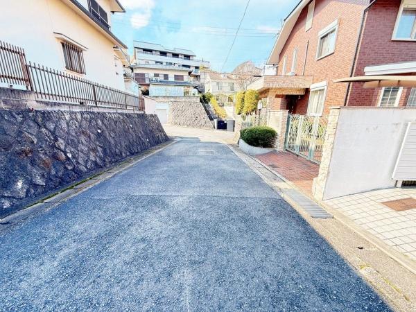 奈良市鳥見町３丁目の中古一戸建て