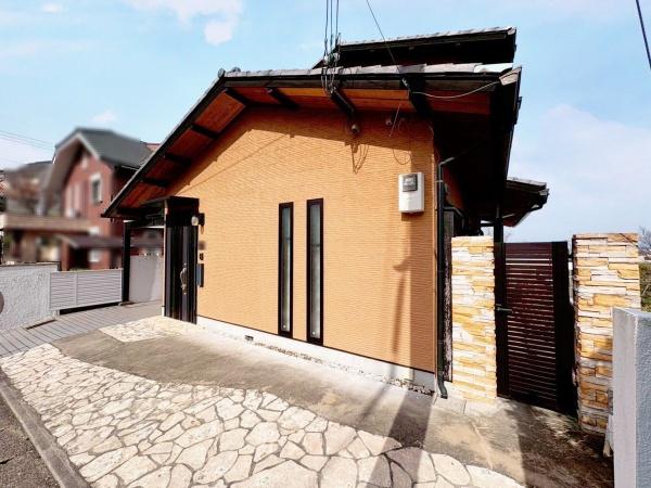 奈良市鳥見町三丁目　中古一戸建