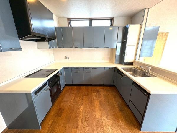 生駒市新旭ケ丘　中古一戸建