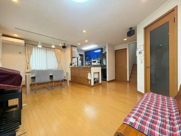 平群町大字西向　中古一戸建
