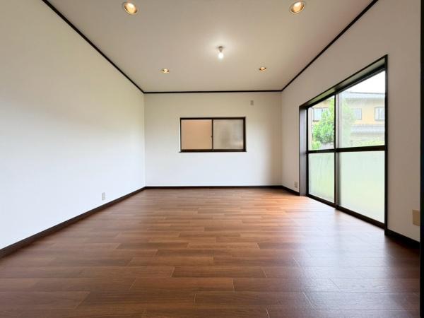 奈良市鹿野園町　中古一戸建