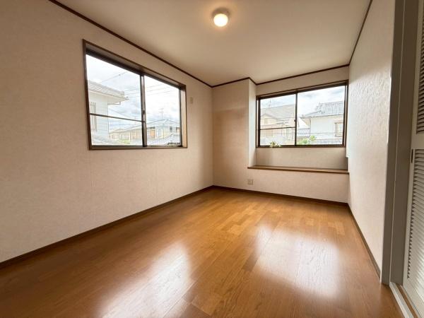 奈良市富雄川西１丁目の中古一戸建て