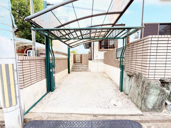 奈良市富雄川西１丁目の中古一戸建て
