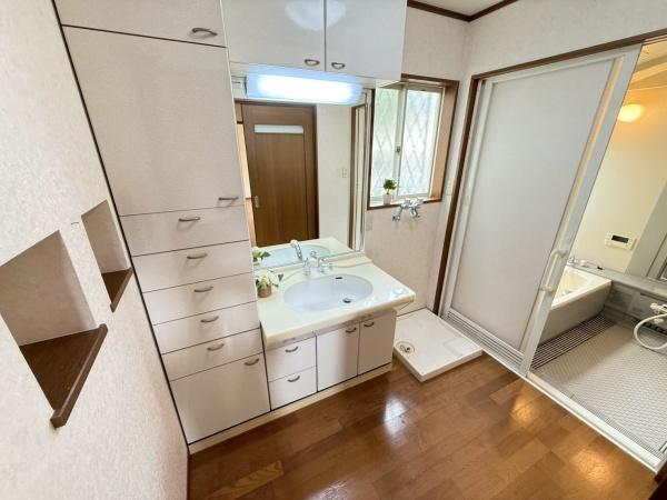 奈良市富雄川西１丁目の中古一戸建て
