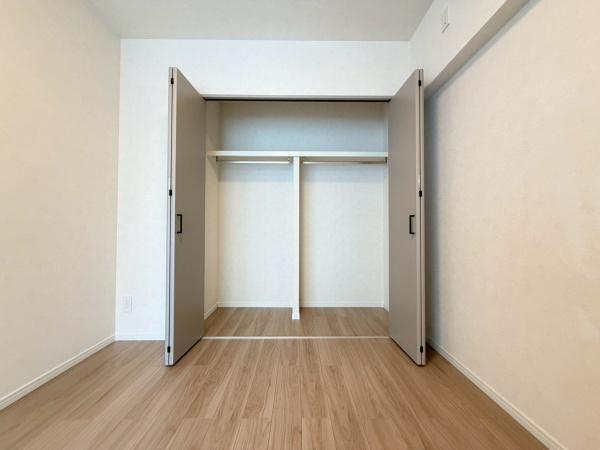 ローレルスクエアあやめ池