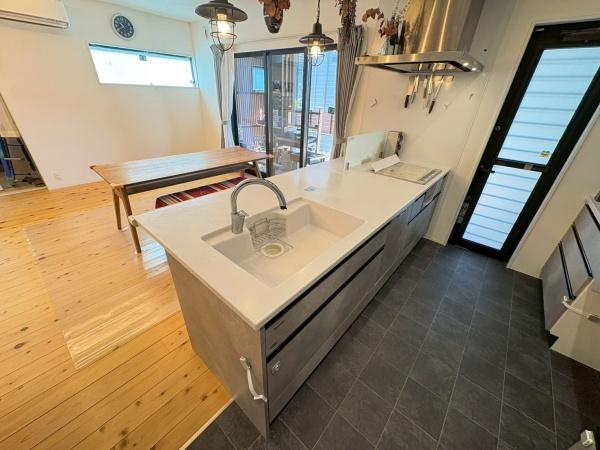生駒郡平群町菊美台３丁目の中古一戸建て