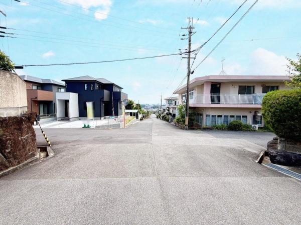 奈良市鳥見町２丁目の土地