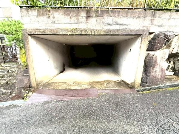奈良市敷島町２丁目の中古一戸建て