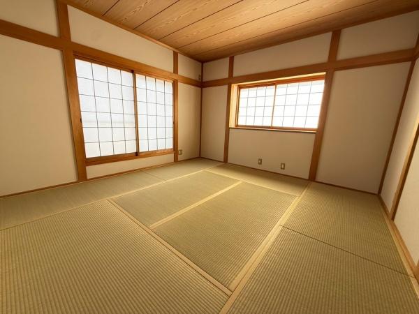 生駒市真弓３丁目の中古一戸建て