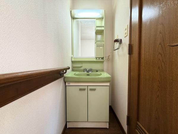 生駒市小明町の中古一戸建て