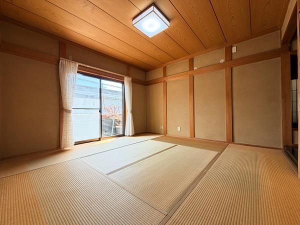 生駒市小明町の中古一戸建て