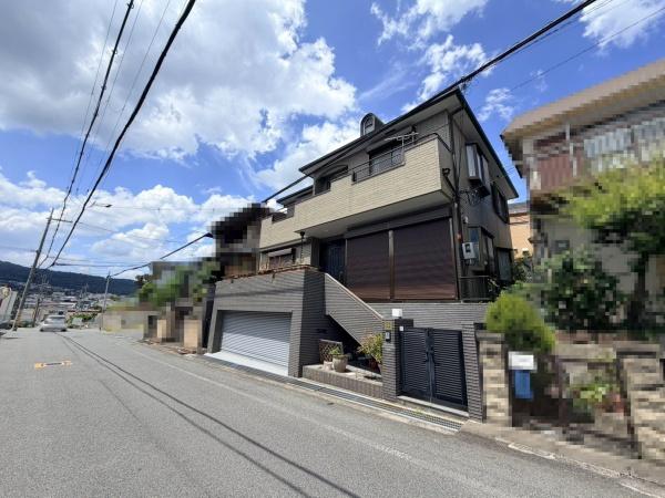 生駒市小明町　中古一戸建
