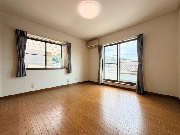 生駒市小明町の中古一戸建て