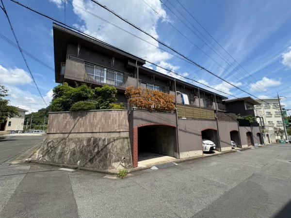 奈良市帝塚山二丁目　中古テラスハウス