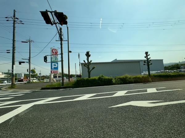 生駒郡平群町緑ケ丘３丁目の土地(コメリハード＆グリーン平群店)