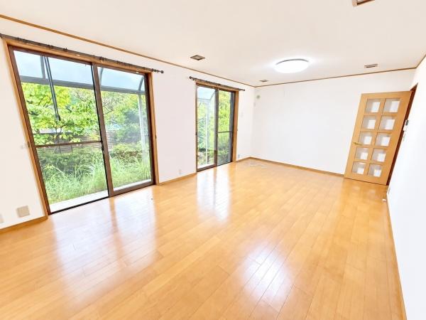 奈良市東登美ヶ丘６丁目の中古一戸建て