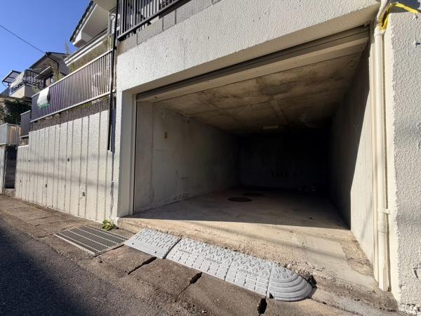 生駒市萩原町の中古一戸建て