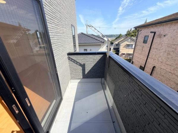 生駒市西松ケ丘の中古一戸建て