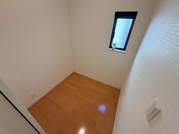 生駒市西松ケ丘の中古一戸建て