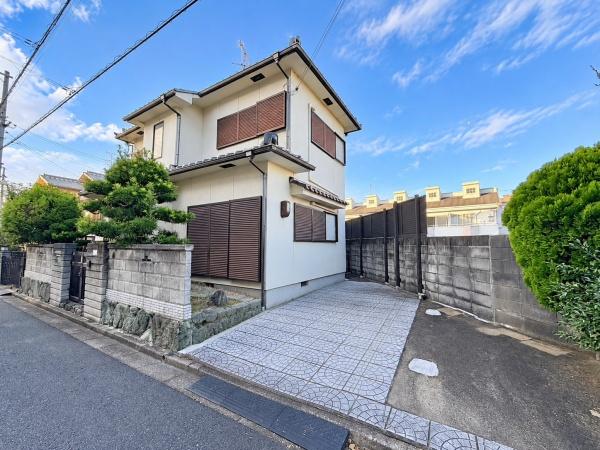 奈良市富雄川西１丁目の中古一戸建て