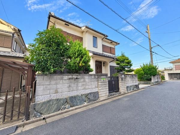 奈良市富雄川西一丁目 中古一戸建