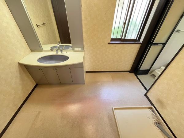 生駒郡三郷町立野南1丁目の中古一戸建て(洗面台・洗面所)