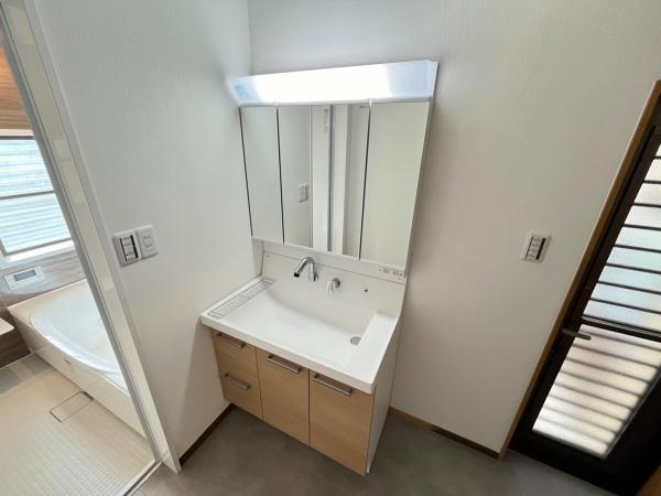 生駒市白庭台５丁目の中古一戸建て